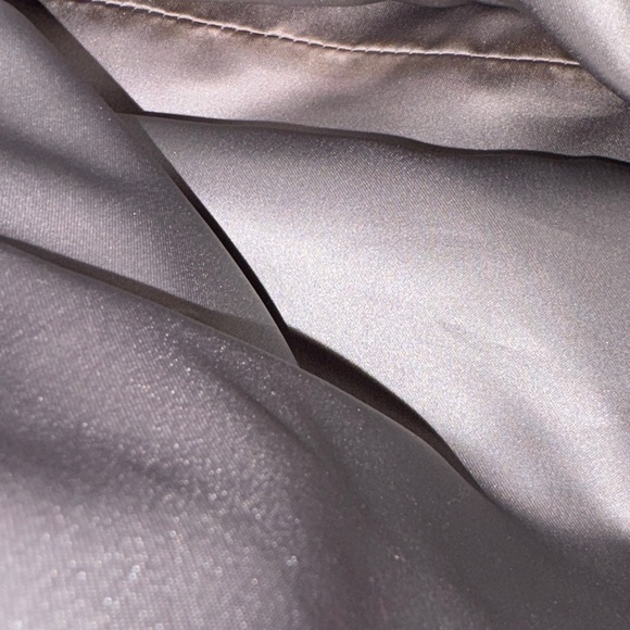 NWOT AUTHINTIC VALENTINO Pink Floral Appliqué Shoulder Bag - Picture 3 of 12